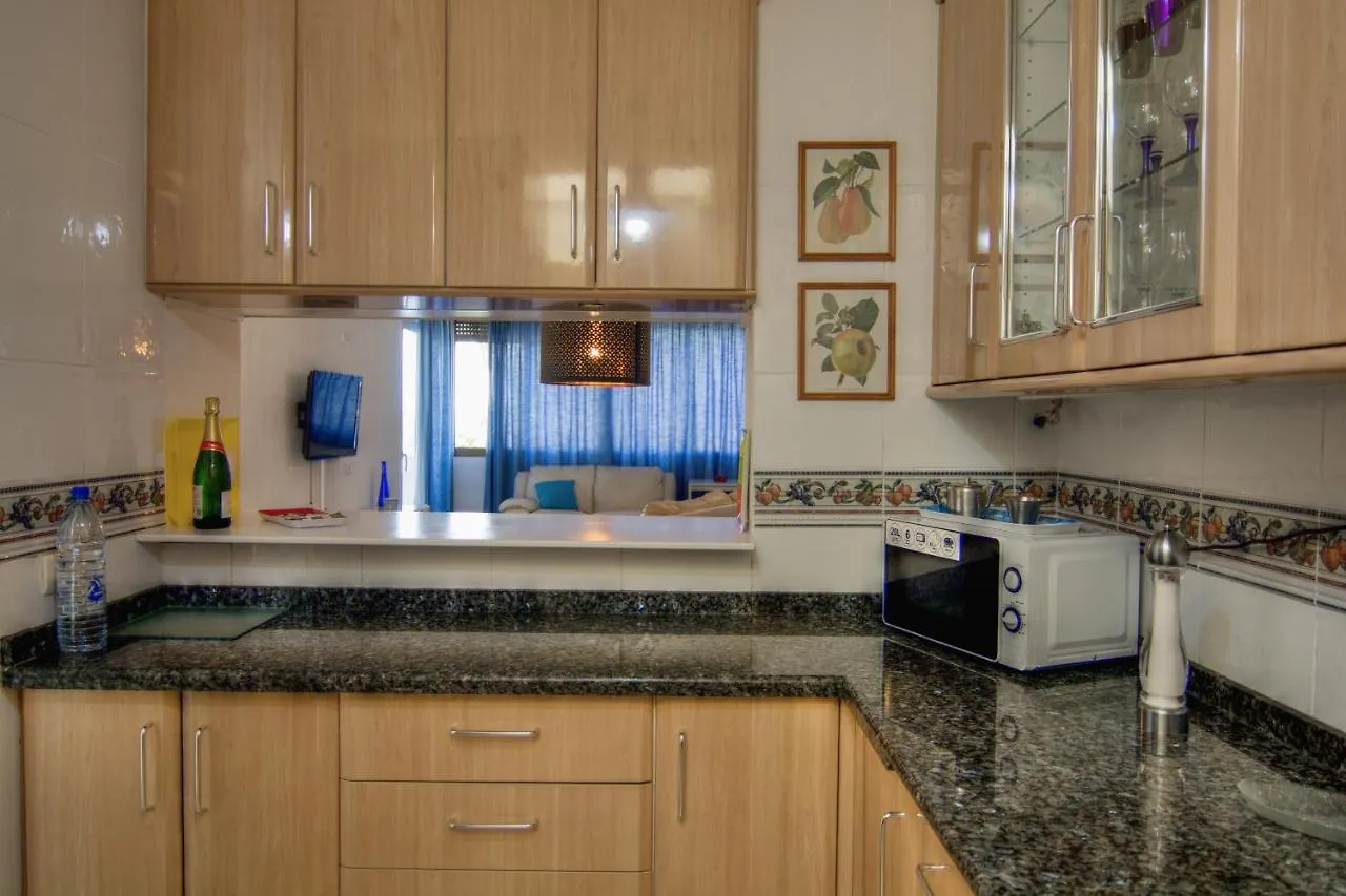 Azahara Apartamento Cerca Playa Las Vistas Los Cristianos Los Cristianos  0*, Los Cristianos (Tenerife)