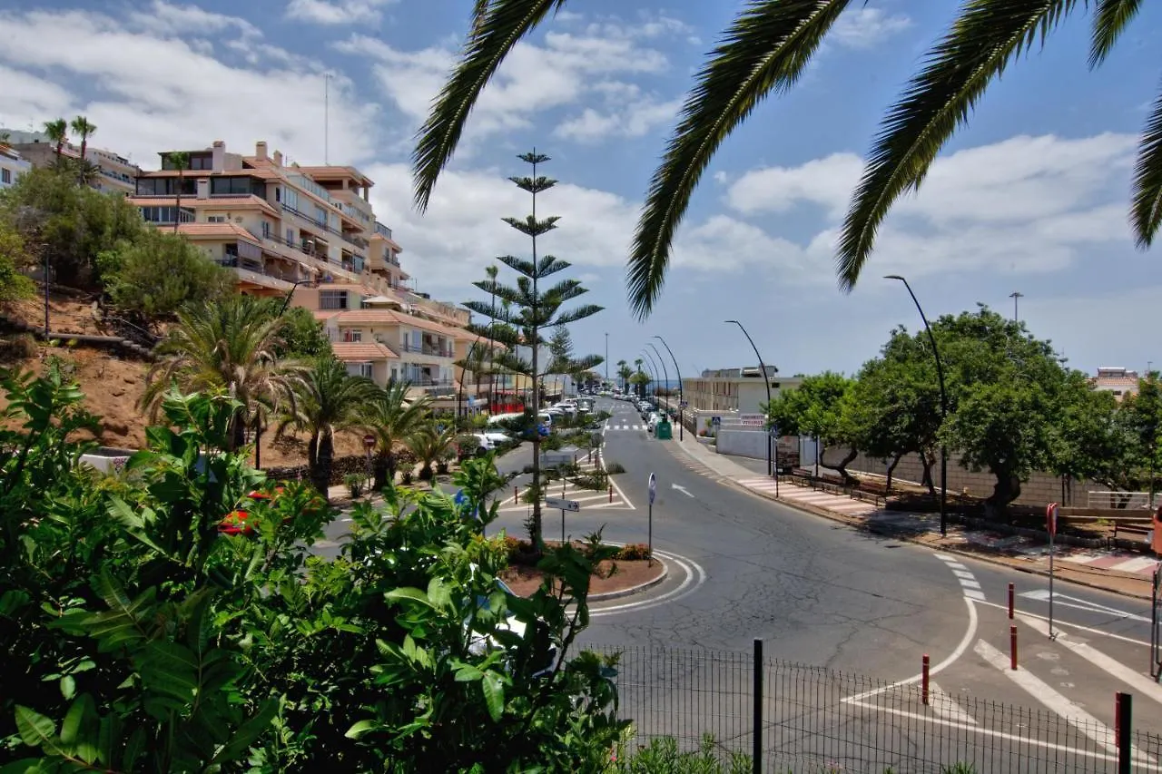 Azahara Apartamento cerca Playa Las Vistas Los Cristianos Los Cristianos  Los Cristianos (Tenerife)